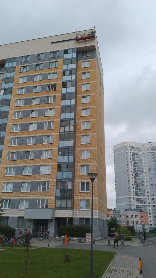 Работы по фасаду июль.jpg
